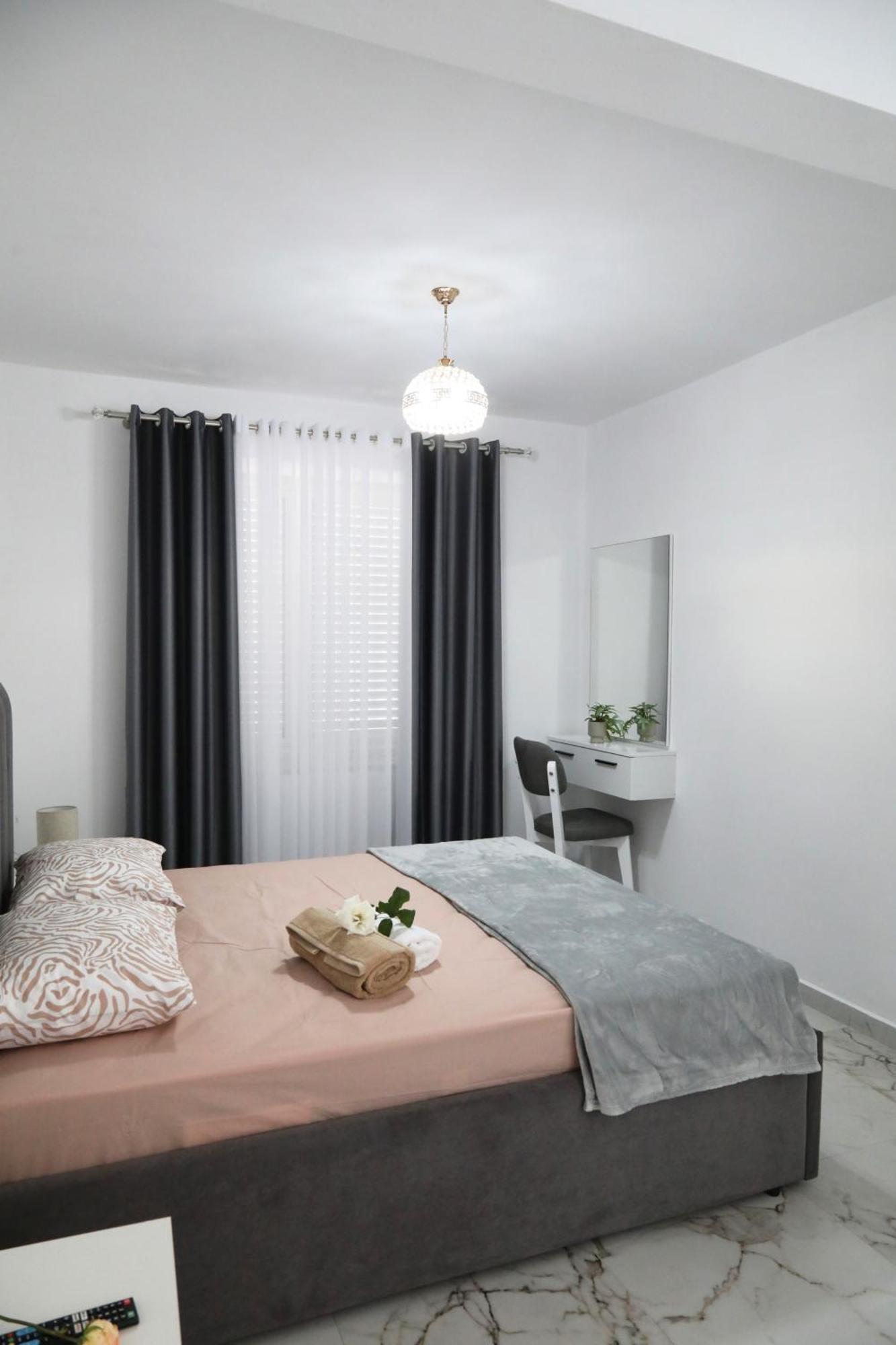 Rozafa Guest Room Center Shkodër Екстериор снимка